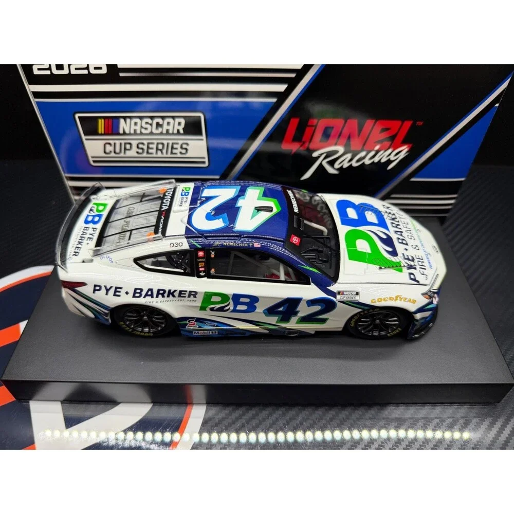ACTION LIONEL own signed